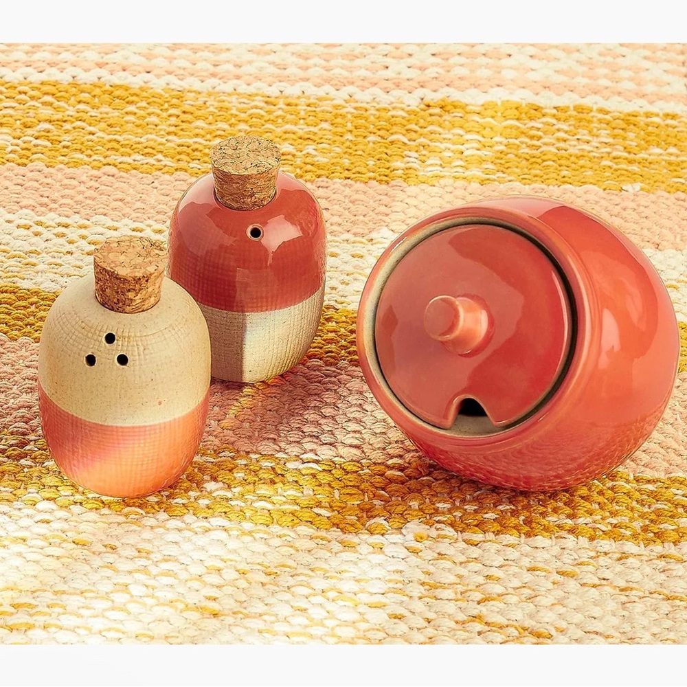NWOT Danica Heirloom Solar Stoneware Covered Sugar Pot/Salt & Pepper Set in Clay